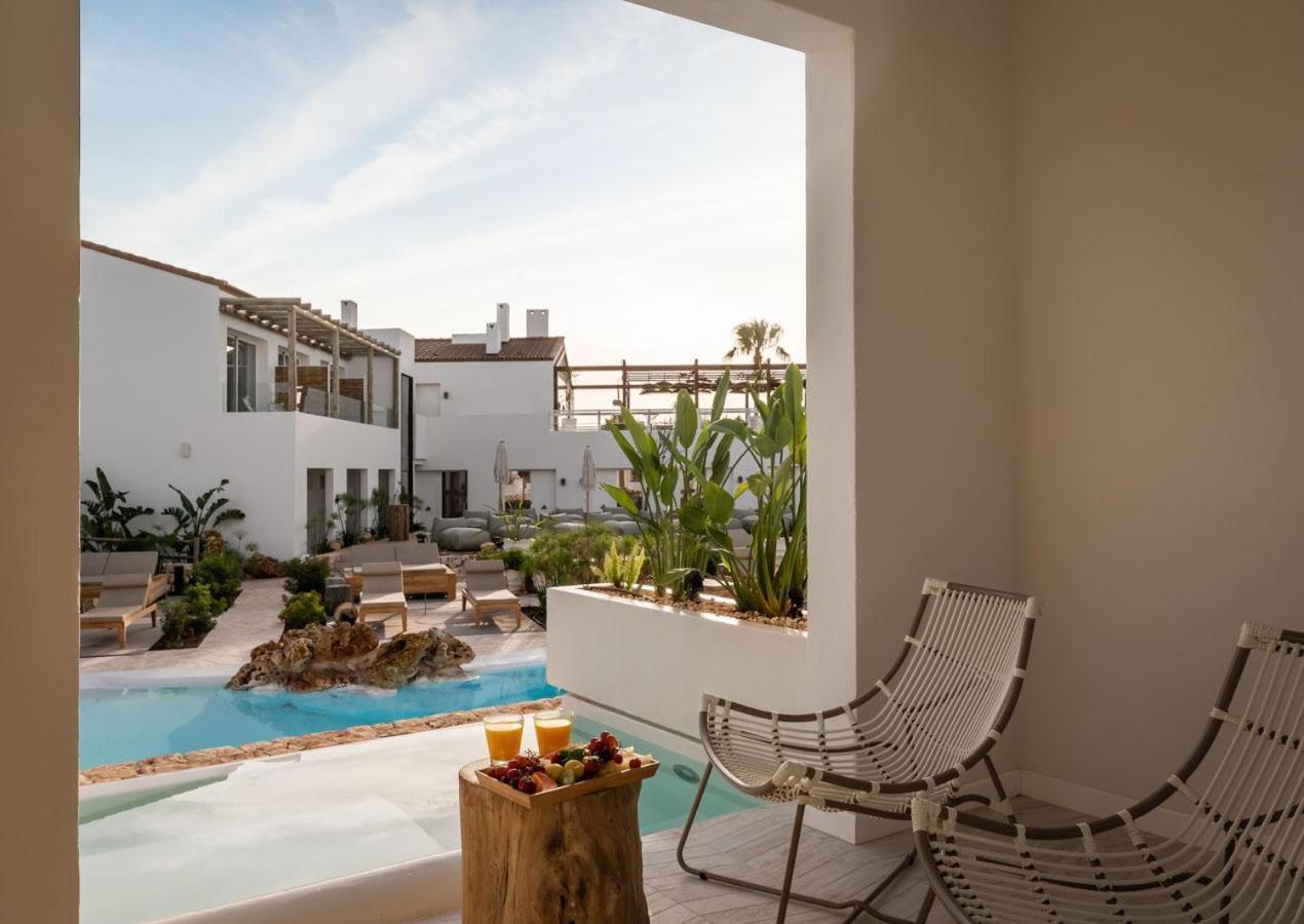 Lago Resort Menorca - Suites Del Lago Adults Only กาลาเอนบอสช์ ภายนอก รูปภาพ