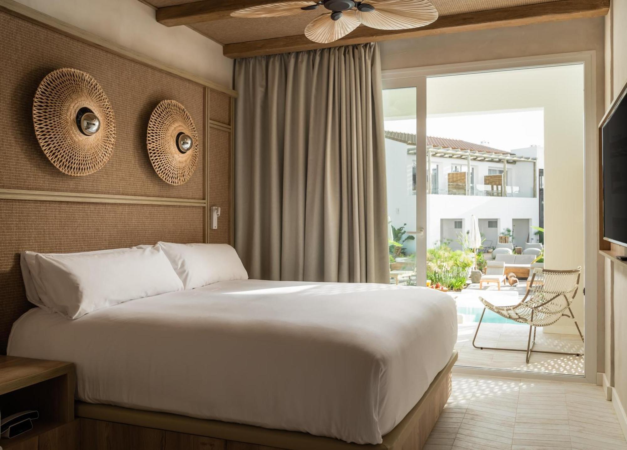 Lago Resort Menorca - Suites Del Lago Adults Only กาลาเอนบอสช์ ภายนอก รูปภาพ