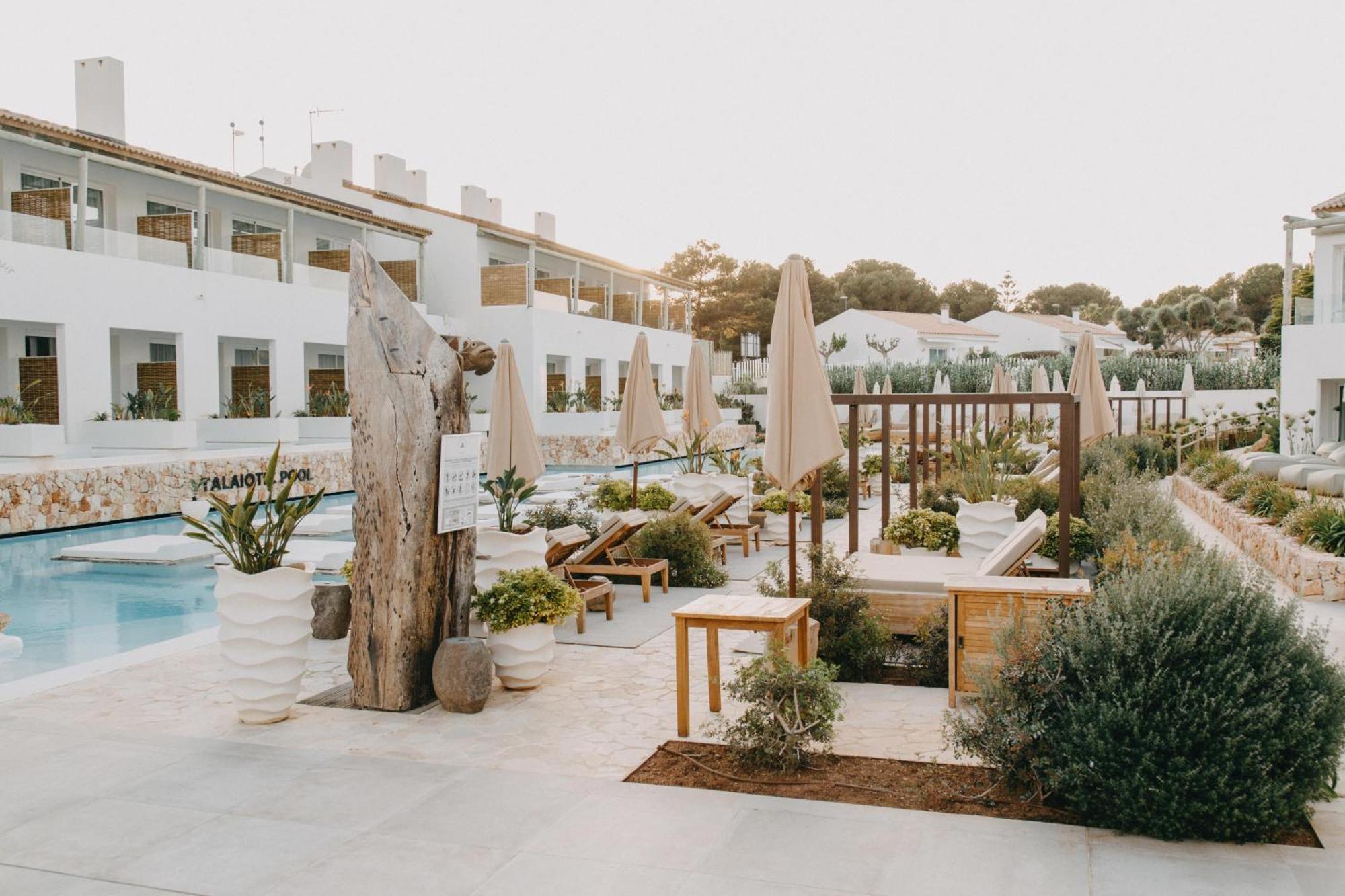 Lago Resort Menorca - Suites Del Lago Adults Only กาลาเอนบอสช์ ภายนอก รูปภาพ
